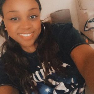 Meet your Posher, Brianna